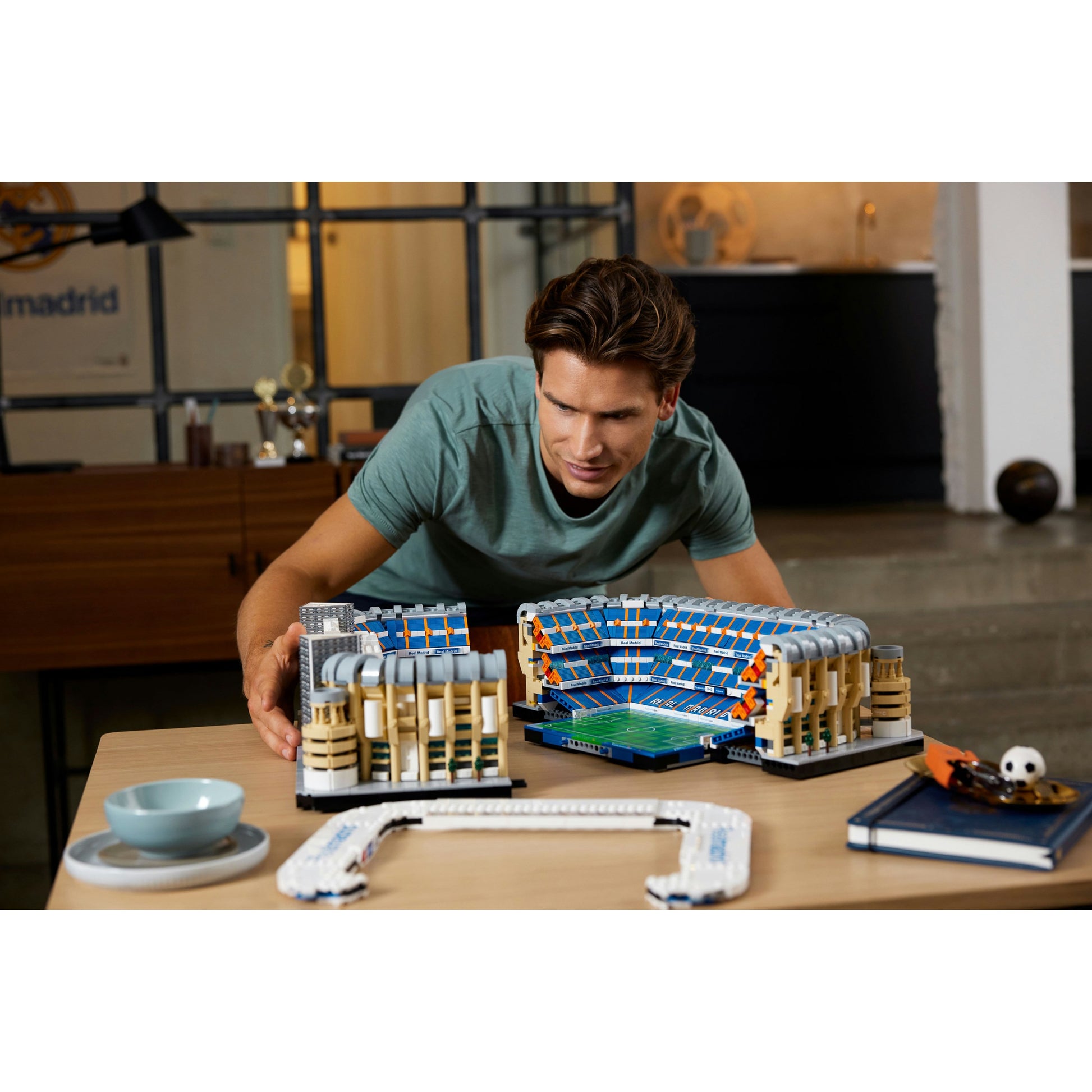 LEGO Creator Expert Real Madrid – Santiago Bernabéu Stadium