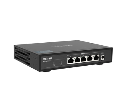 QNAP QSW-1105-5T network switch Unmanaged Gigabit Ethernet (10/100/1000) Black